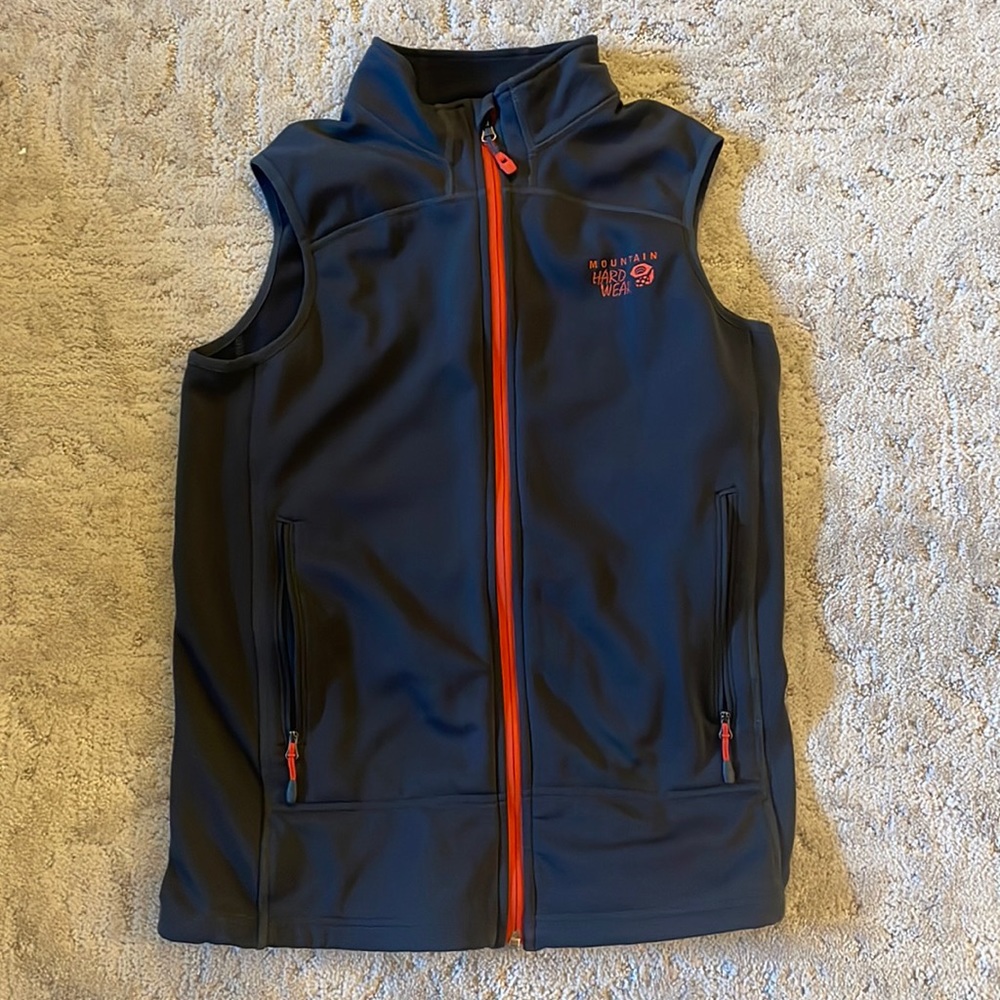 Mountain Hardwesr light vest